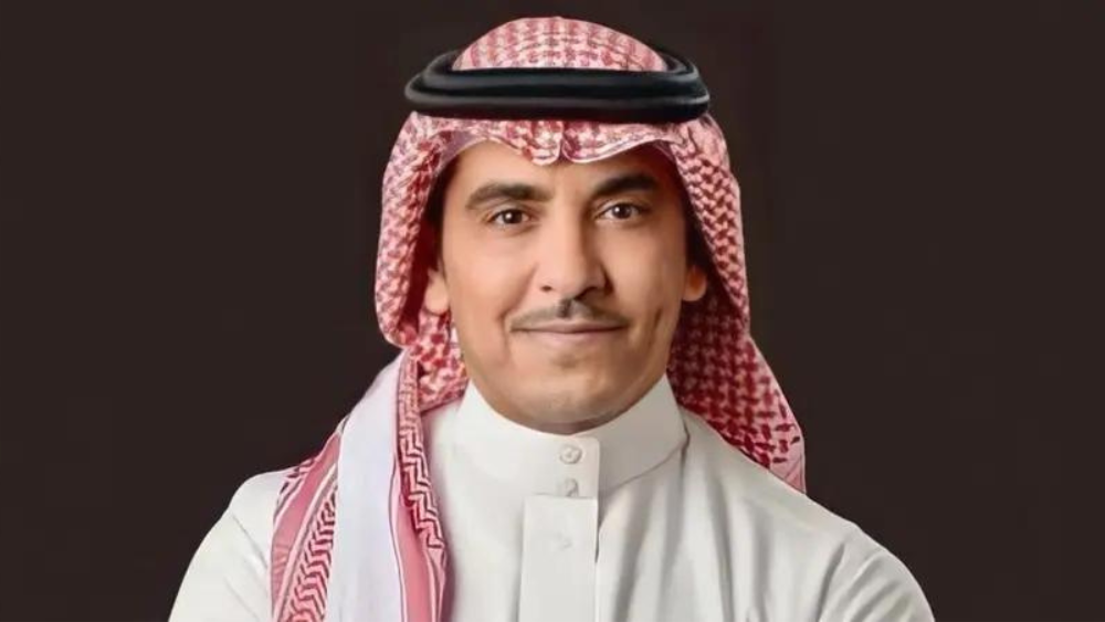 من هو سلمان الدوسري وزير الإعلام السعودي الجديد